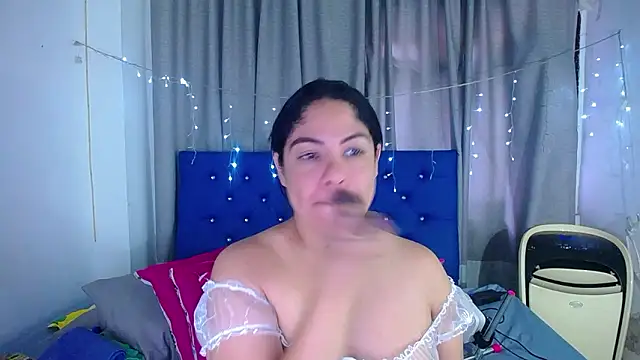 hornny cougar online show from March 19, 2026, 8:31 pm