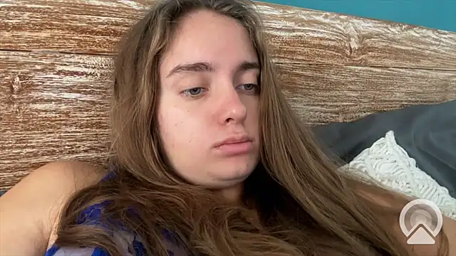 Snapshot of valure_lera chatting on March 10, 2025, 6:38 am valure lera online show from March 10, 2025, 6:38 am