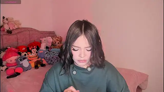 Snapshot of ImamDahian chatting on November 18, 2025, 9:29 pm ImamDahian online show from November 18, 2025, 9:29 pm