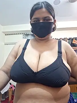 sona-pakhi01 online show from September 10, 2025, 5:45 pm