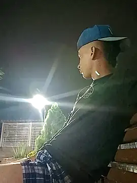 Snapshot of arevalo1124 chatting on March 20, 2025, 5:13 am arevalo1124 online show from March 20, 2025, 5:13 am