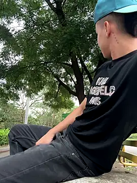 Snapshot of arevalo1124 chatting on October 18, 2025, 10:12 pm arevalo1124 online show from October 18, 2025, 10:12 pm