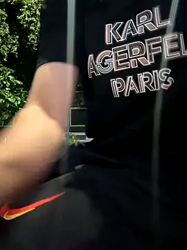 Snapshot of arevalo1124 chatting on November 20, 2025, 5:19 am arevalo1124 online show from November 20, 2025, 5:19 am