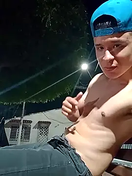 Snapshot of arevalo1124 chatting on March 23, 2025, 6:16 am arevalo1124 online show from March 23, 2025, 6:16 am