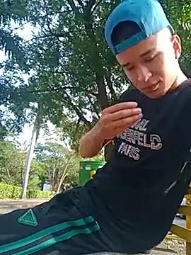 Snapshot of arevalo1124 chatting on September 8, 2025, 9:36 pm arevalo1124 online show from September 8, 2025, 9:36 pm