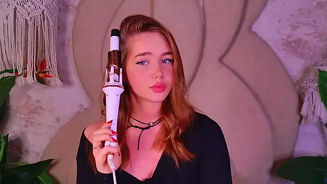 Snapshot of EvansLover chatting on September 20, 2025, 8:47 pm EvansLover online show from September 20, 2025, 8:47 pm