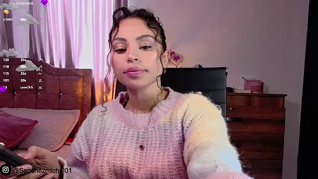 Marivimichel1 online show from February 12, 2025, 1:16 pm