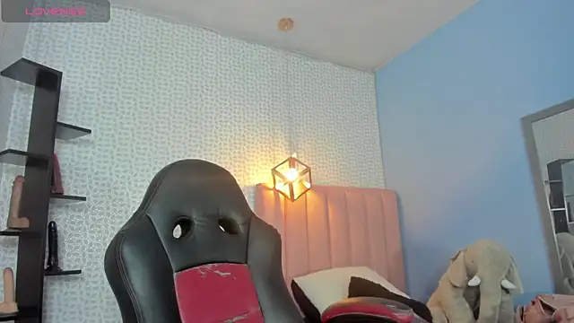 Snapshot of CALANTHELOVE1 chatting on October 30, 2025, 3:38 am CALANTHELOVE1 online show from October 30, 2025, 3:38 am