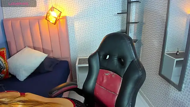 Snapshot of CALANTHELOVE1 chatting on November 24, 2025, 3:17 am CALANTHELOVE1 online show from November 24, 2025, 3:17 am