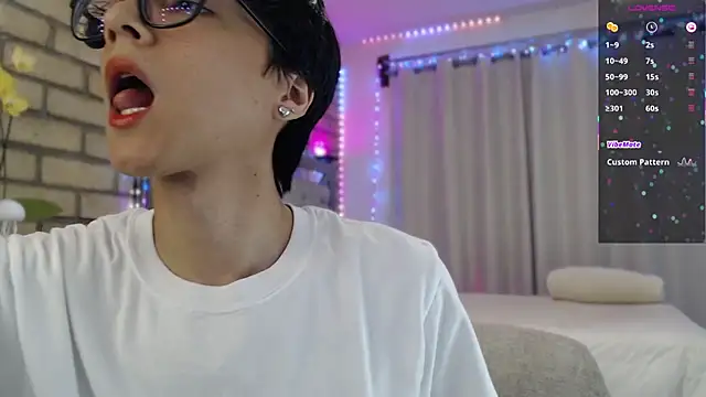 Snapshot of biel_biel chatting on February 17, 2026, 4:54 am biel biel online show from February 17, 2026, 4:54 am