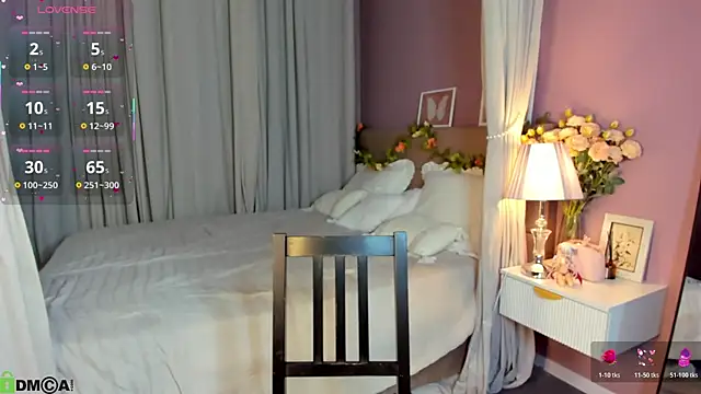 Snapshot of Nikki_Kai chatting on October 28, 2025, 12:55 am Nikki Kai online show from October 28, 2025, 12:55 am