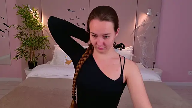 Snapshot of JaniceCollins chatting on November 4, 2025, 2:48 am JaniceCollins online show from November 4, 2025, 2:48 am