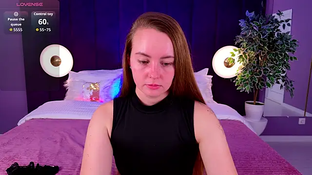 Snapshot of JaniceCollins chatting on July 6, 2026, 1:56 am JaniceCollins online show from July 6, 2026, 1:56 am
