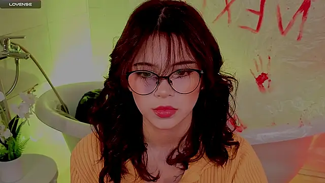 Snapshot of Hotary_Yuko chatting on November 1, 2025, 3:24 am Hotary Yuko online show from November 1, 2025, 3:24 am