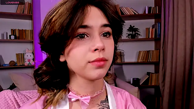 Snapshot of Hotary_Yuko chatting on March 20, 2025, 4:09 pm Hotary Yuko online show from March 20, 2025, 4:09 pm