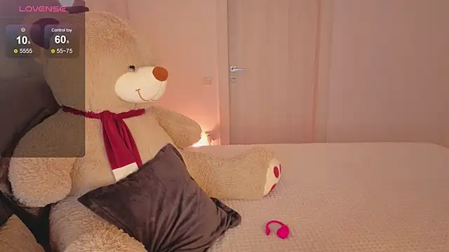 Snapshot of CaseyCraig chatting on October 26, 2025, 3:12 pm CaseyCraig online show from October 26, 2025, 3:12 pm