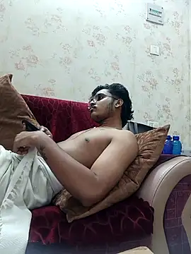 Snapshot of Bigcocktelugu99 chatting on October 23, 2025, 6:39 pm Bigcocktelugu99 online show from October 23, 2025, 6:39 pm