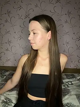 Arielle Swan online show from October 28, 2025, 3:44 pm