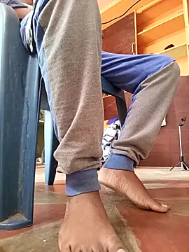 bigcock thick online show from March 15, 2026, 2:40 am