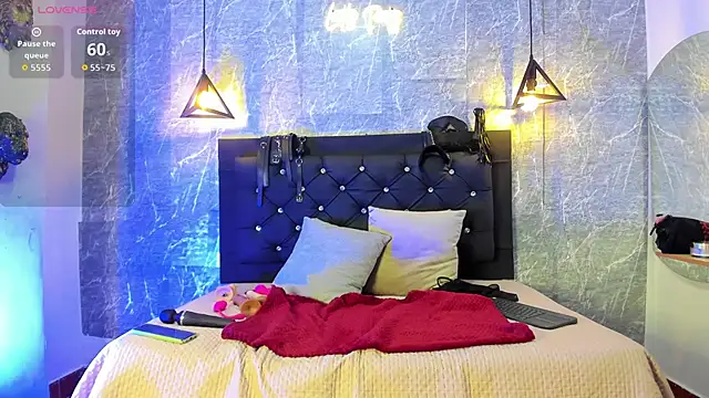 Snapshot of emberhodson chatting on September 9, 2025, 10:57 am emberhodson online show from September 9, 2025, 10:57 am