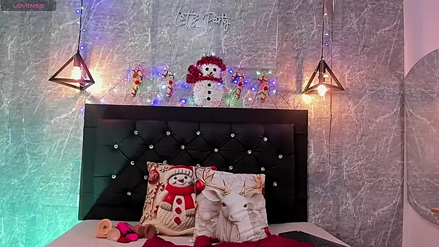 emberhodson online show from November 27, 2025, 12:27 pm