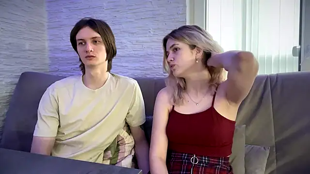 Snapshot of amandatalk chatting on November 1, 2025, 6:30 am amandatalk online show from November 1, 2025, 6:30 am