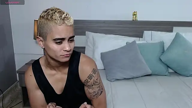 Liiamthompson online show from February 20, 2026, 7:05 pm