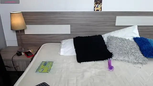 Snapshot of Liiamthompson chatting on November 12, 2025, 6:56 pm Liiamthompson online show from November 12, 2025, 6:56 pm