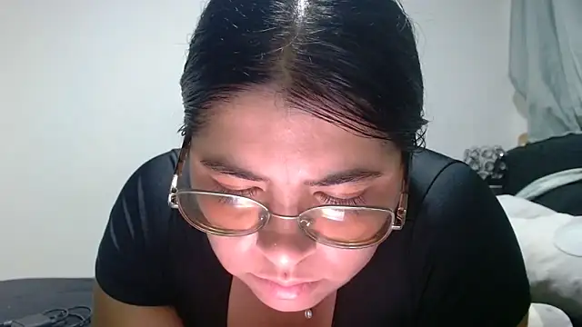 viccky vick online show from April 11, 2026, 11:19 pm