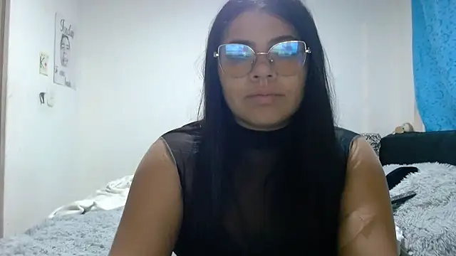 Snapshot of viccky_vick chatting on July 19, 2026, 5:16 am viccky vick online show from July 19, 2026, 5:16 am