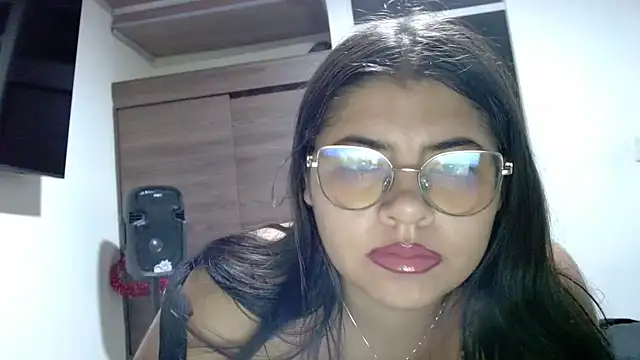 Snapshot of viccky_vick chatting on January 9, 2026, 2:29 am viccky vick online show from January 9, 2026, 2:29 am