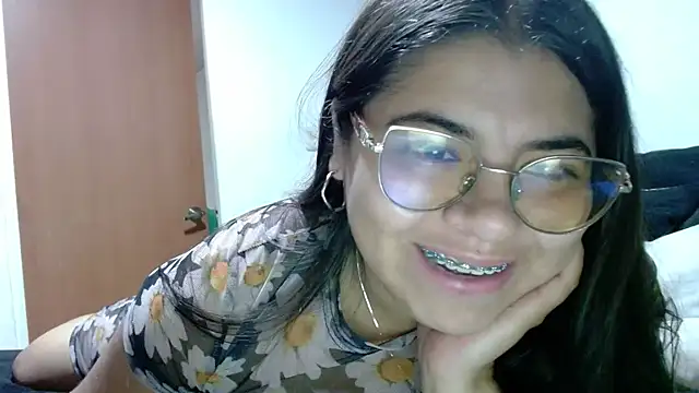 Snapshot of viccky_vick chatting on January 8, 2026, 1:11 am viccky vick online show from January 8, 2026, 1:11 am