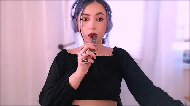 purplewitch online show from October 8, 2025, 11:12 am