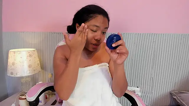 Snapshot of yeikafoxy chatting on November 20, 2025, 11:11 am yeikafoxy online show from November 20, 2025, 11:11 am