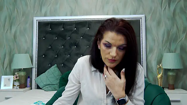 Snapshot of LissaAnn chatting on March 11, 2025, 4:08 am LissaAnn online show from March 11, 2025, 4:08 am