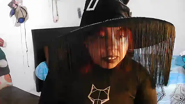 Snapshot of alexandraluv chatting on October 30, 2025, 10:06 pm alexandraluv online show from October 30, 2025, 10:06 pm