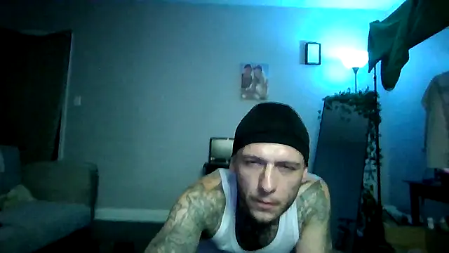 Snapshot of cruz815 chatting on June 24, 2026, 7:22 pm cruz815 online show from June 24, 2026, 7:22 pm