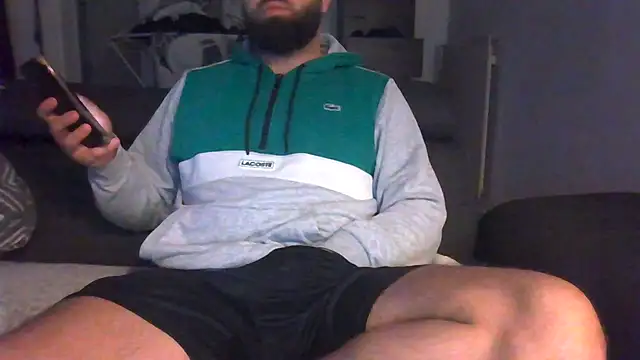 Snapshot of Zer_oki chatting on November 11, 2025, 7:19 pm Zer oki online show from November 11, 2025, 7:19 pm