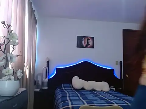 AloLovely  online show from March 26, 2026, 8:18 pm