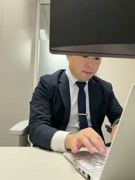 Snapshot of Nobu_469 chatting on November 26, 2025, 2:11 am Nobu 469 online show from November 26, 2025, 2:11 am