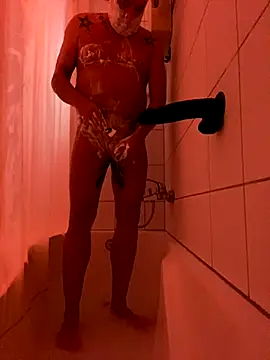 BOOTS online show from September 25, 2025, 7:14 am