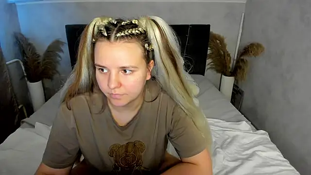 Jenny Jimmy online show from February 20, 2026, 6:19 am