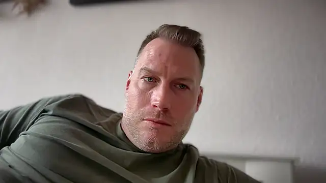 Christian87xxx online show from March 28, 2026, 2:18 pm