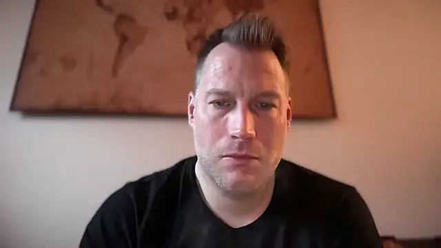 Christian87xxx online show from April 13, 2026, 5:00 am