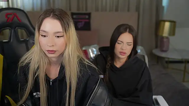 Emma Rose 69 online show from March 10, 2026, 8:18 am