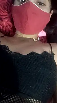 Snapshot of Hoty_sejal chatting on March 5, 2025, 10:44 am Hoty sejal online show from March 5, 2025, 10:44 am