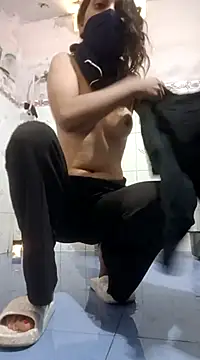 Snapshot of niharika789 chatting on March 13, 2025, 6:01 pm niharika789 online show from March 13, 2025, 6:01 pm