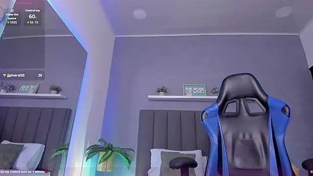 Snapshot of alessia_leroy chatting on November 22, 2025, 8:29 pm alessia leroy online show from November 22, 2025, 8:29 pm