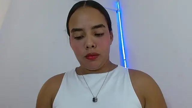 Snapshot of Roxy_Stonee chatting on September 24, 2025, 8:15 pm Roxy Stonee online show from September 24, 2025, 8:15 pm