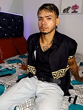 Niick01  online show from March 26, 2026, 4:33 am